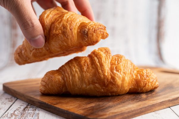 Bánh Croissant